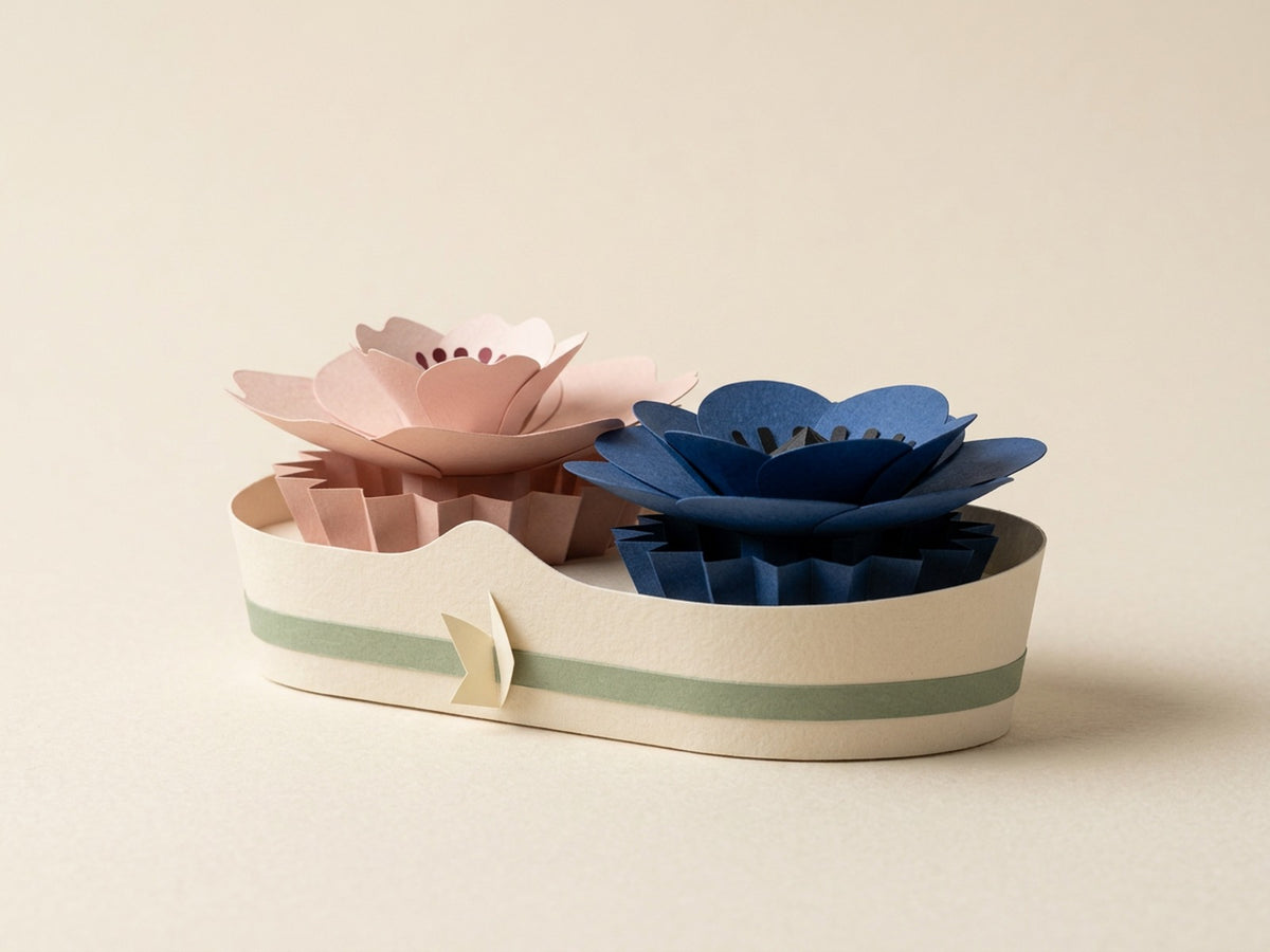 Papierblumen-Strauß-Box mit Sakura und Anemone, Seitenansicht