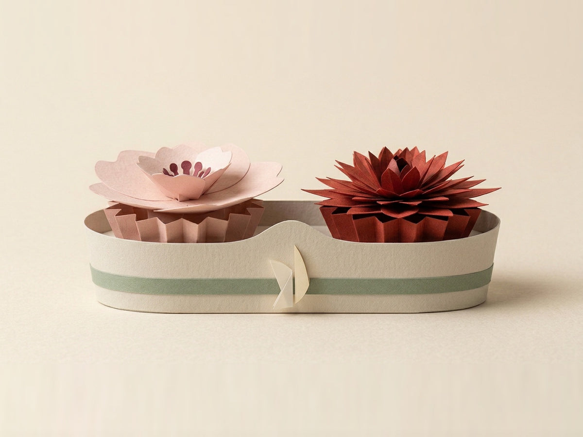 Papierblumen-Strauß-Box mit Sakura und Dahlia, Frontansicht