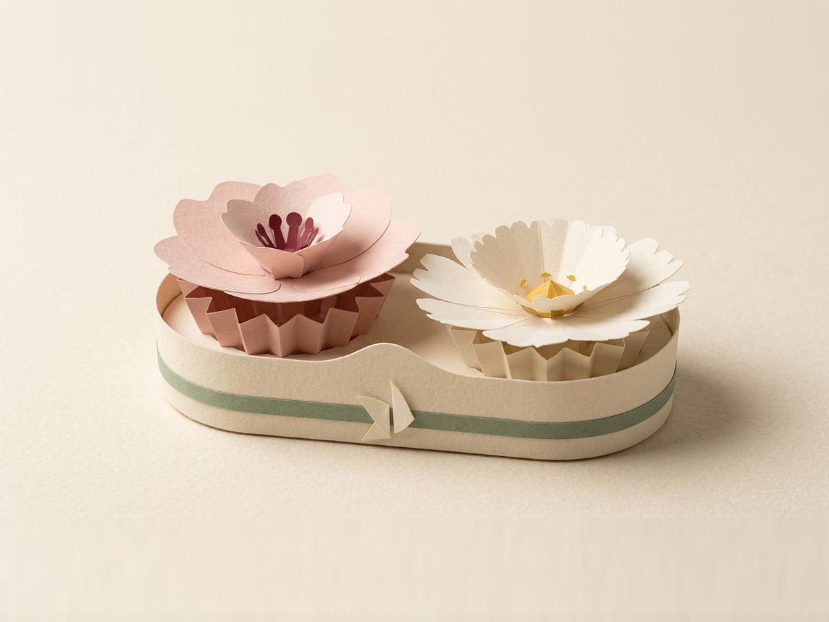 Papierblumen-Strauß-Box mit Sakura und Daisy, Dreiviertelansicht